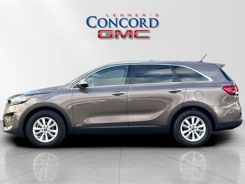Used 2019 Kia Sorento LX image 7