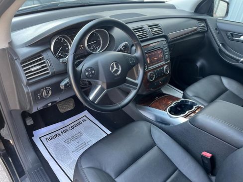 Used 2011 Mercedes-Benz R 350 BlueTEC 4MATIC image 9