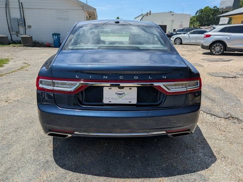 Used 2017 Lincoln Continental Reserve w/ Technology Package AWD/4WD image 4