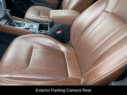 Used 2019 Subaru Forester Touring image 12