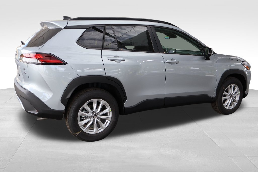 New 2026 Toyota Corolla Cross LE AWD/4WD image 15