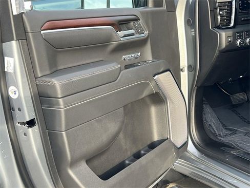 New 2026 GMC Sierra 1500 Denali w/ Denali Reserve Package image 10