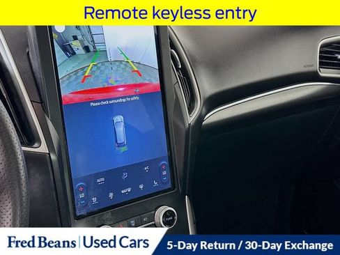 Certified 2024 Ford Edge ST-Line AWD/4WD image 17