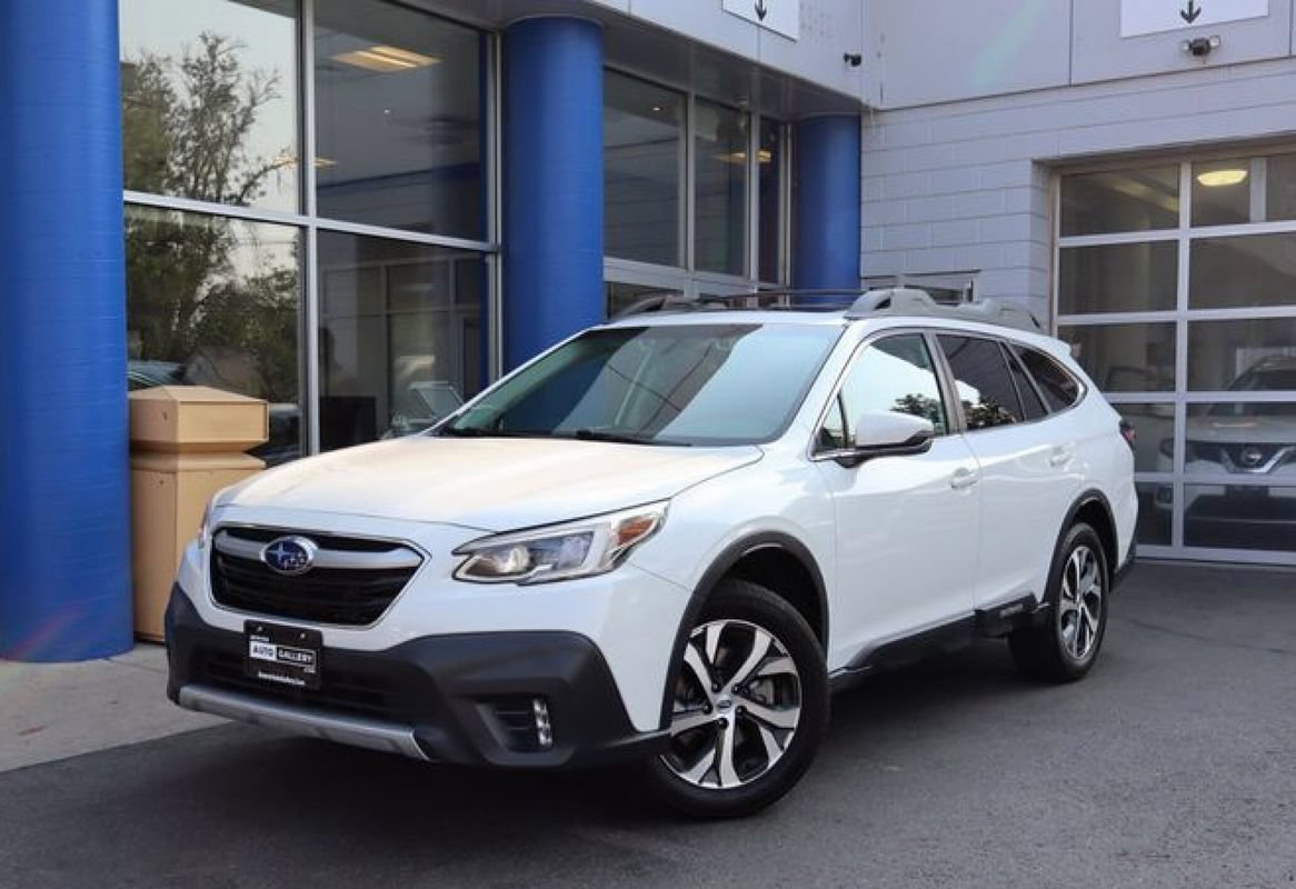 Used 2022 Subaru Outback Limited AWD/4WD image 1