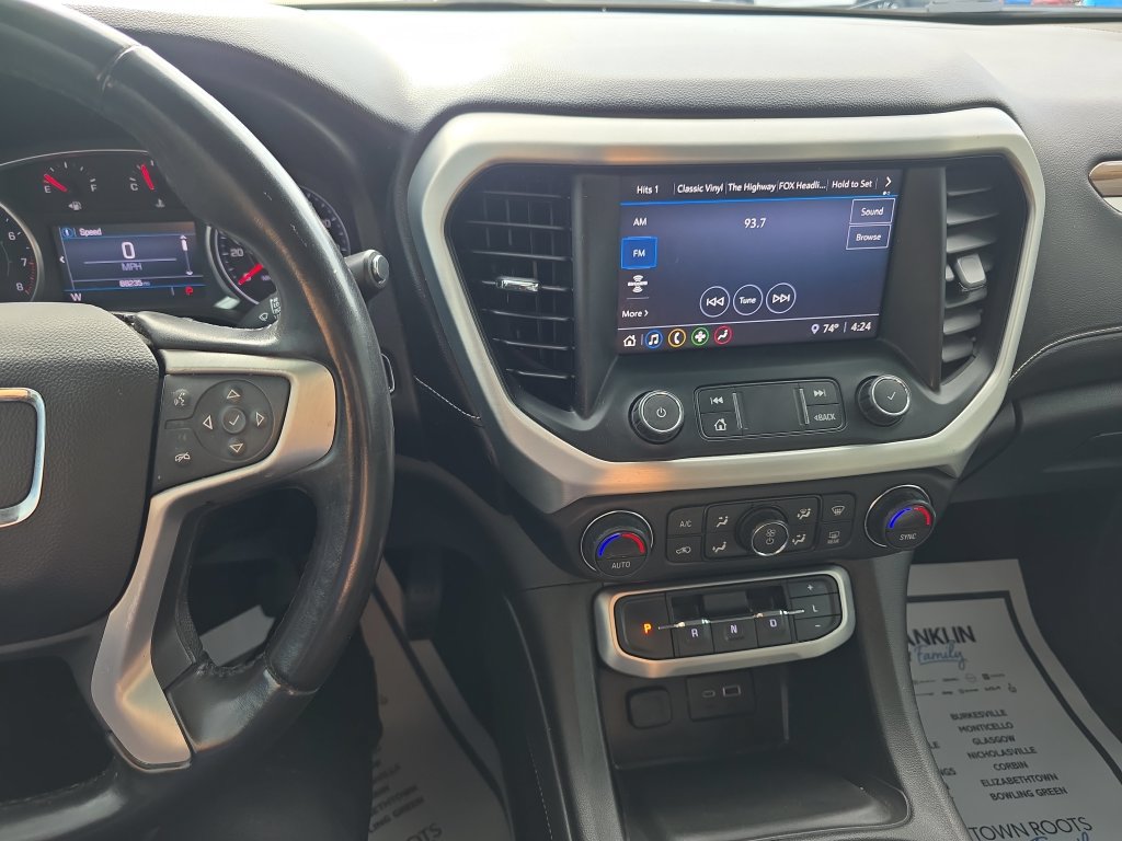 Used 2020 GMC Acadia SLE FWD image 16