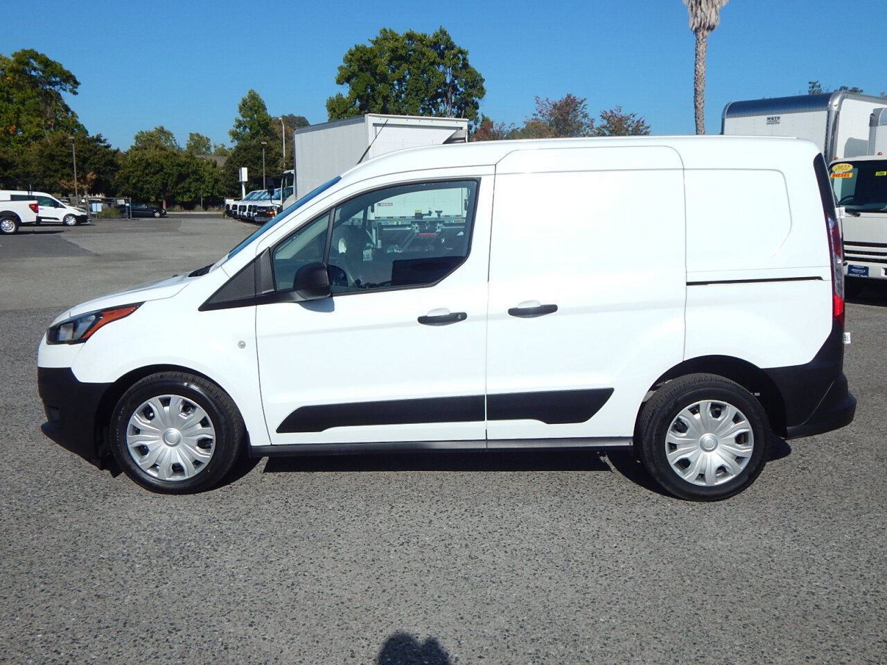 Used 2022 Ford Transit Connect XL FWD image 5
