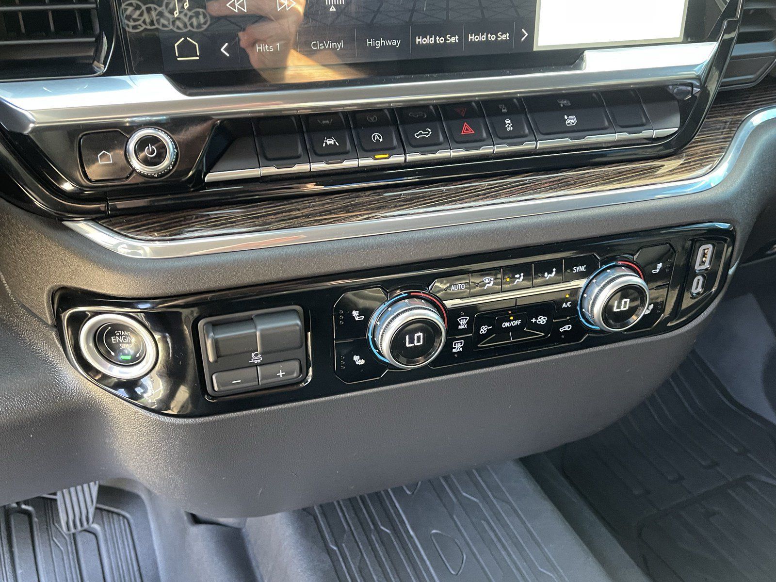 Used 2024 GMC Sierra 1500 Elevation w/ Max Trailering Package AWD/4WD image 23
