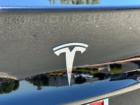Used 2023 Tesla Model 3 Standard Range RWD image 25
