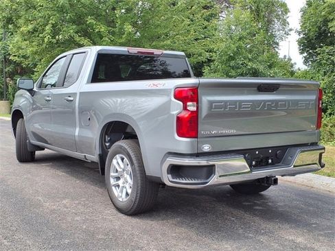 Used 2026 Chevrolet Silverado 1500 LT image 3