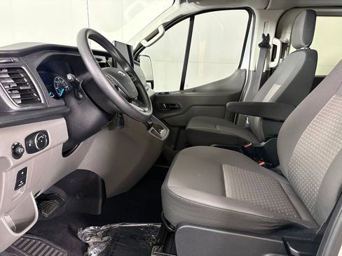 Used 2023 Ford Transit 350 XLT RWD image 22
