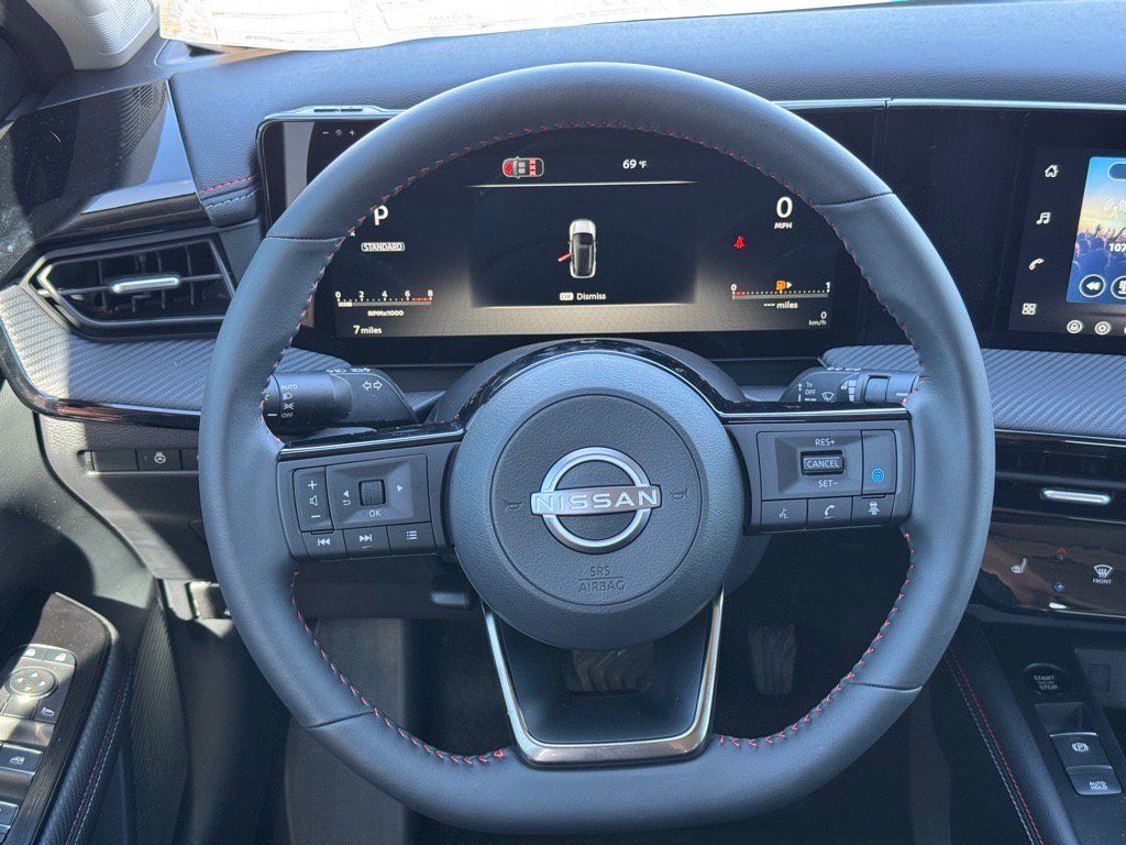New 2027 Nissan Kicks SR FWD image 12