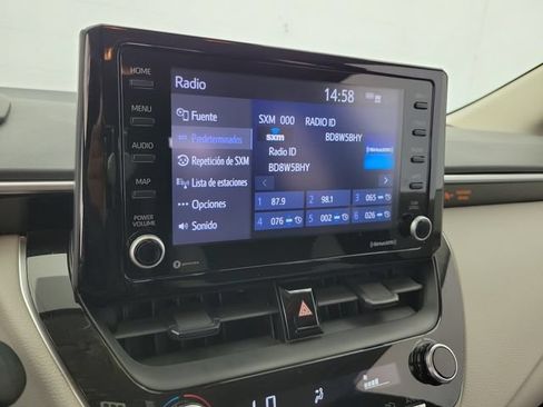 Used 2022 Toyota Corolla LE FWD image 27