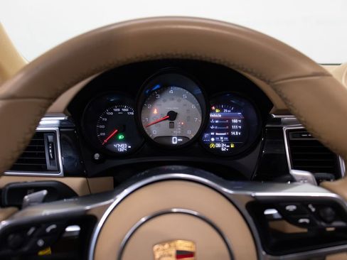 Used 2015 Porsche Macan S image 26