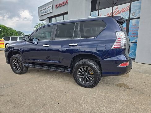 Used 2020 Lexus GX 460 Premium w/ Premium Package AWD/4WD image 7
