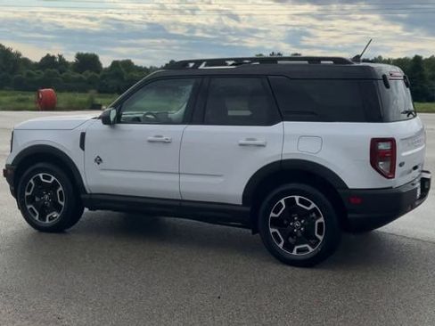 Used 2023 Ford Bronco Sport Outer Banks w/ Tech Package AWD/4WD image 6