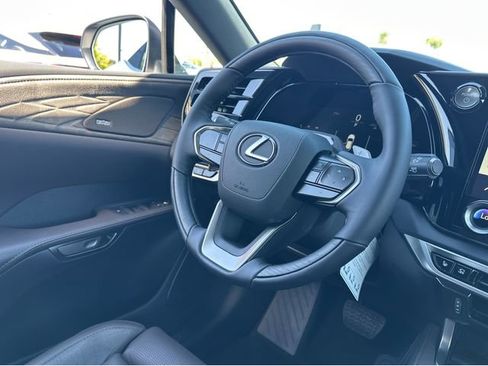 New 2026 Lexus RX 450h AWD image 13