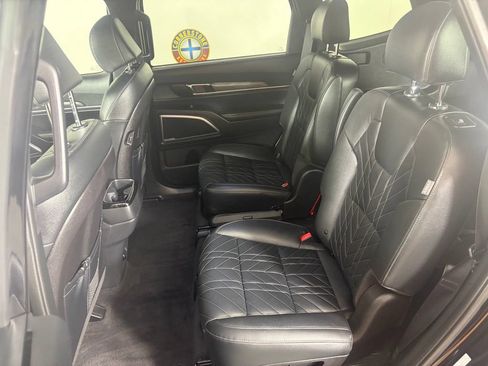 Used 2024 Kia Telluride EX X-Line AWD/4WD image 16