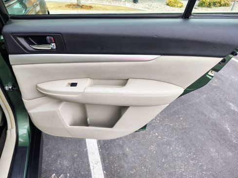 Used 2012 Subaru Outback 2.5i image 14