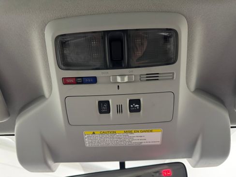 Used 2018 Subaru Forester 2.5i Premium image 17