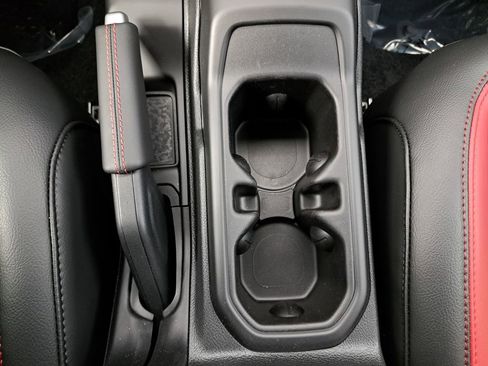 New 2023 Jeep Wrangler Unlimited Rubicon 4xe image 24