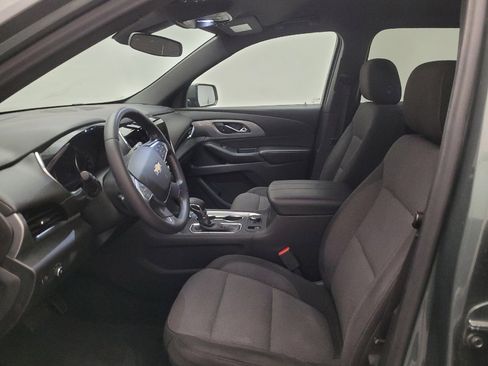 Used 2022 Chevrolet Traverse LT FWD image 17