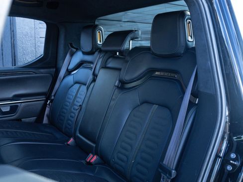 Used 2022 Rivian R1T Adventure image 15