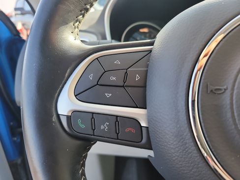 Used 2019 Jeep Compass Latitude image 25