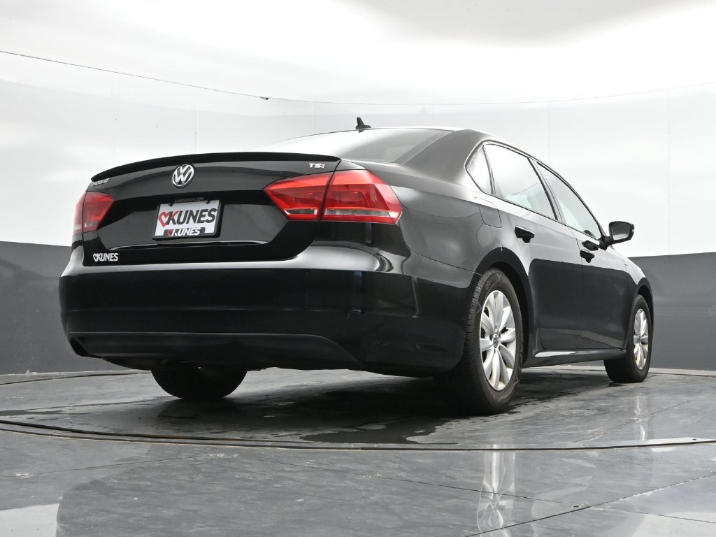Used 2015 Volkswagen Passat 1.8T Wolfsburg Edition FWD image 36