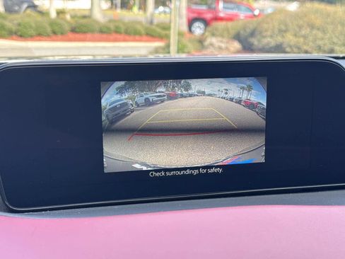 Used 2025 MAZDA MAZDA3 2.5 S Hatchback w/ Premium Pkg image 29