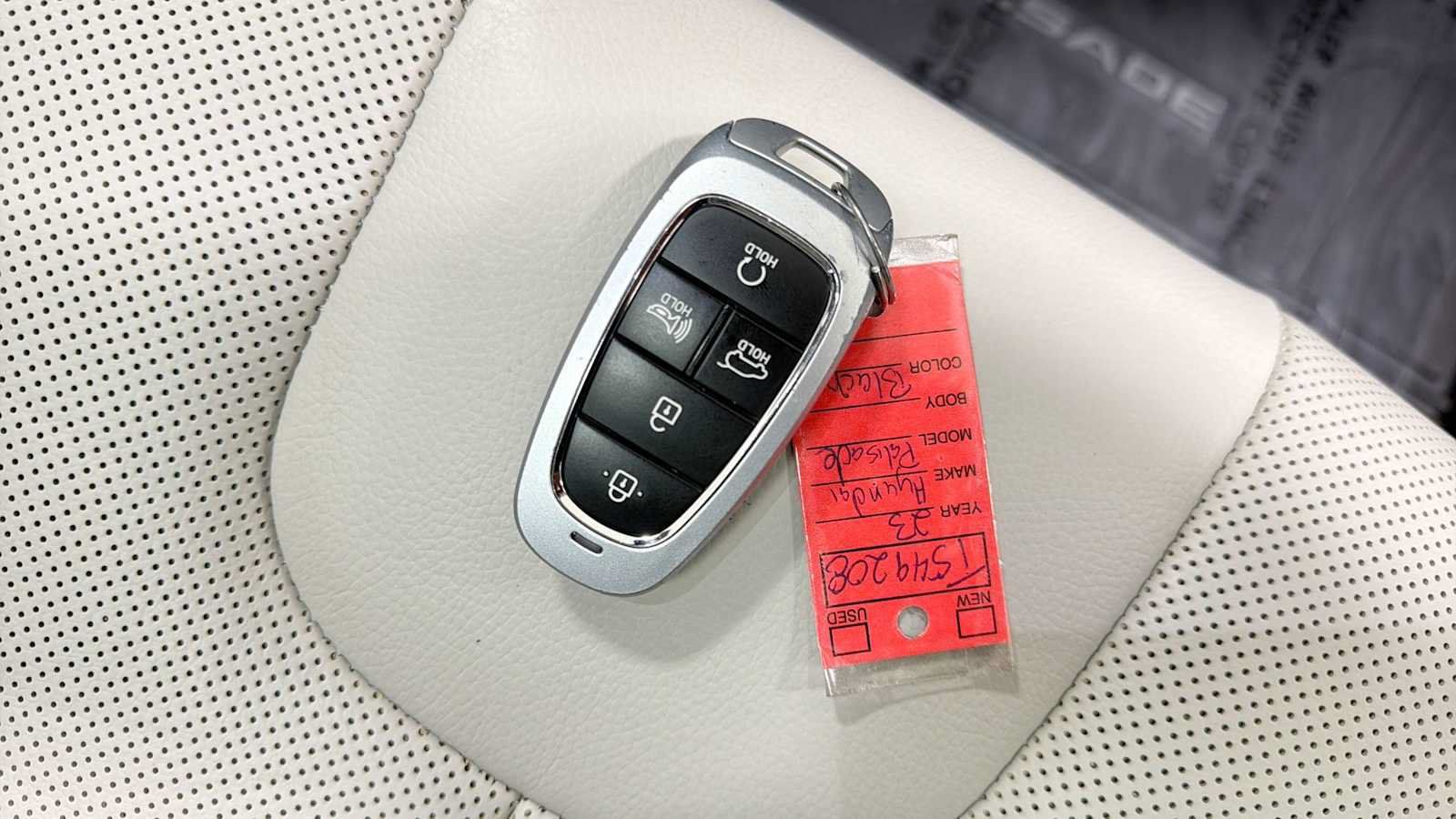 Used 2023 Hyundai Palisade Limited w/ Winter Package AWD/4WD image 33