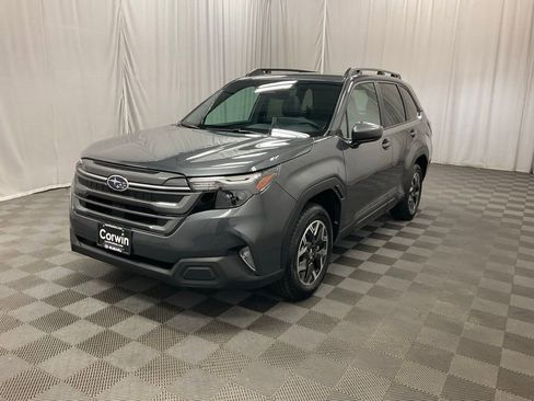 New 2026 Subaru Forester Premium AWD/4WD image 3