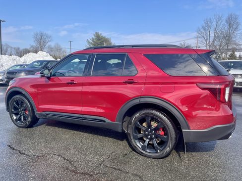 Used 2023 Ford Explorer ST w/ Equipment Group 401A image 5