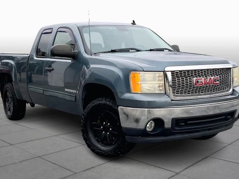 Used 2007 GMC Sierra 1500 SLE w/ SLE1 Preferred Package image 2
