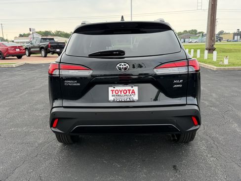 Certified 2026 Toyota Corolla Cross XLE AWD/4WD image 8