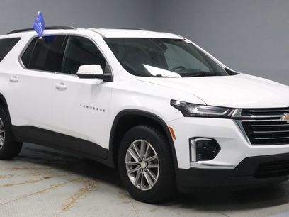 Used 2023 Chevrolet Traverse LT