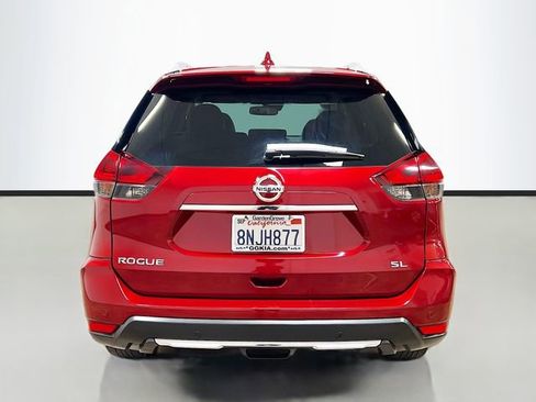 Used 2019 Nissan Rogue SL image 6
