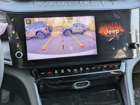 New 2026 Jeep Grand Cherokee L Limited AWD/4WD image 26