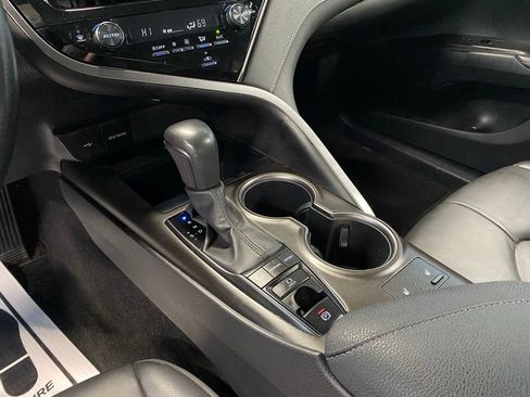 Used 2023 Toyota Camry XSE image 31