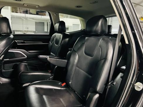 Used 2021 Kia Telluride S AWD/4WD image 24