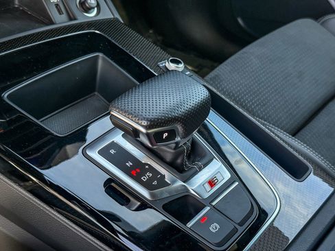 Used 2022 Audi SQ5 Premium w/ Convenience Package image 23