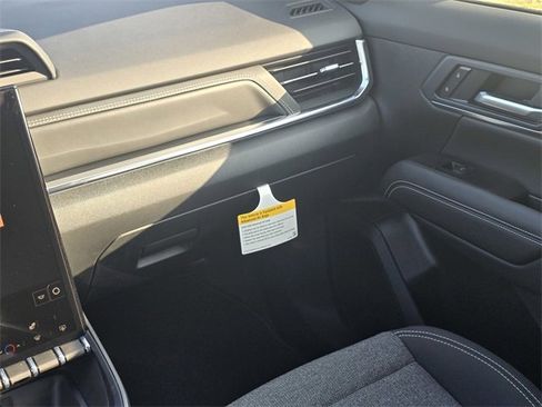 New 2026 GMC Terrain Elevation image 16