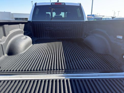 Used 2023 RAM 1500 Laramie AWD/4WD image 8