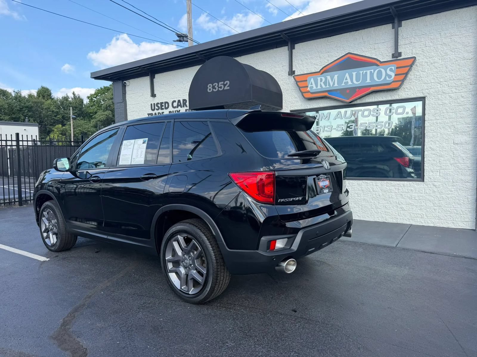 Used 2023 Honda Passport EX-L image 3