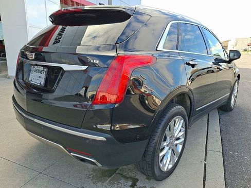 Used 2019 Cadillac XT5 Platinum AWD/4WD image 10