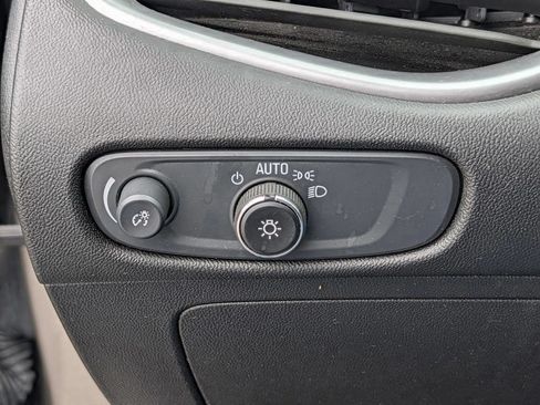 Used 2025 Chevrolet Malibu LT FWD image 33