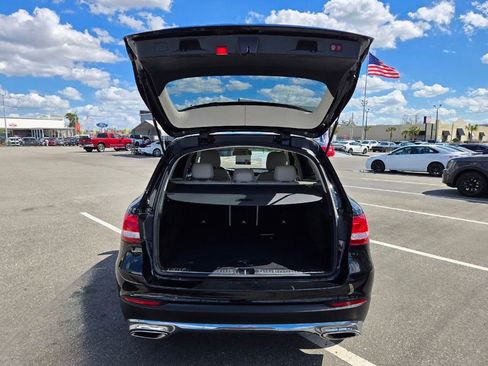 Used 2019 Mercedes-Benz GLC 300 image 17