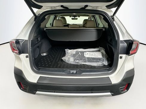 Used 2022 Subaru Outback Limited AWD/4WD image 30