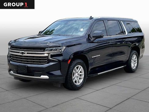 Used 2023 Chevrolet Suburban LT w/ Luxury Package AWD/4WD image 1