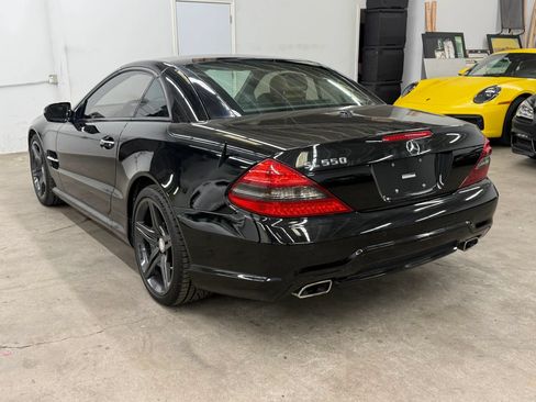 Used 2011 Mercedes-Benz SL 550 image 25