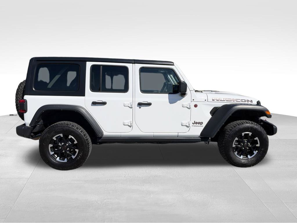 Used 2025 Jeep Wrangler Unlimited Rubicon AWD/4WD image 11